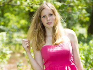 DiannaLav - I love to give and receive as much pleasure as we can get. I enjoy great conversation, mixed with pleasure. Love to show off my body and my talents. Feel free to be yourself in my room - just tell me all your secret desires and you`ll see how much we have in common.